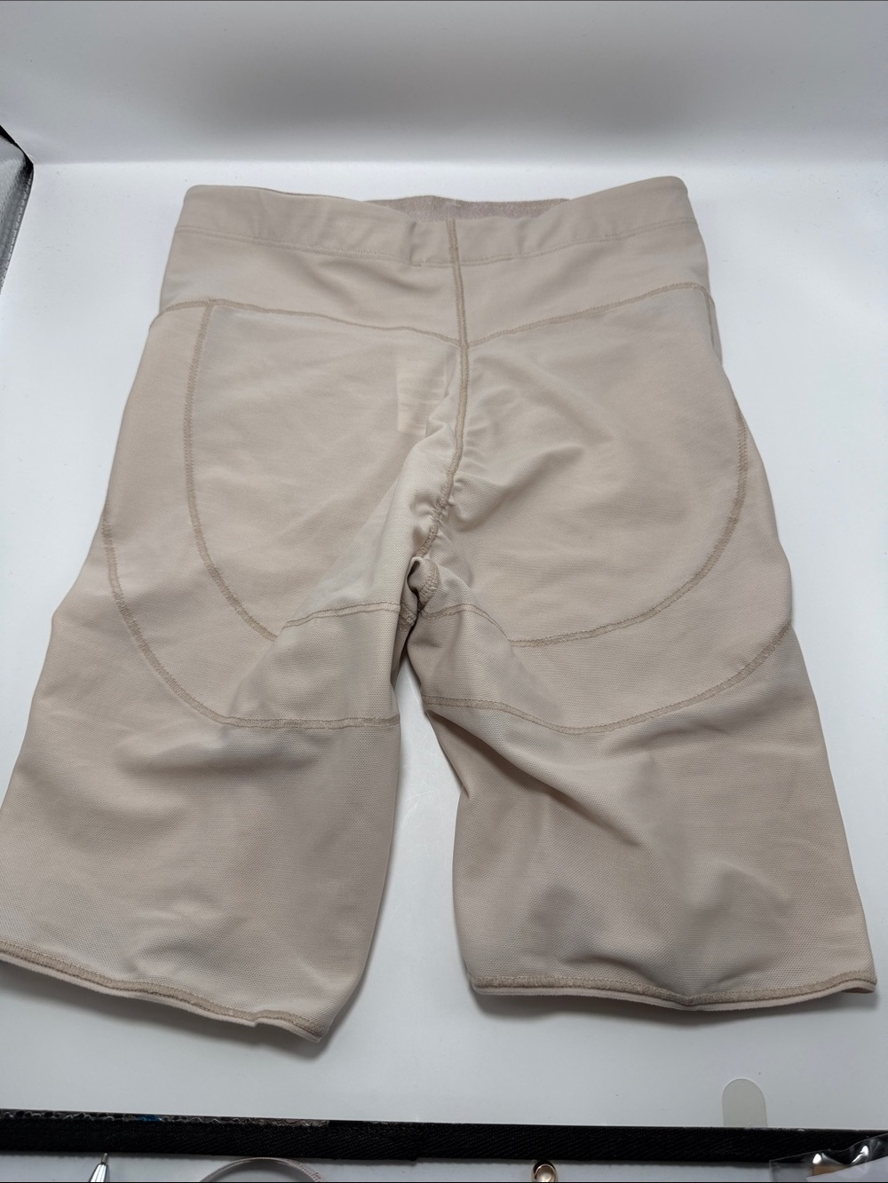 Leonisa Firm Compression Butt Lifter Shaper Shorts Nude S NWT - Picture 6 of 7